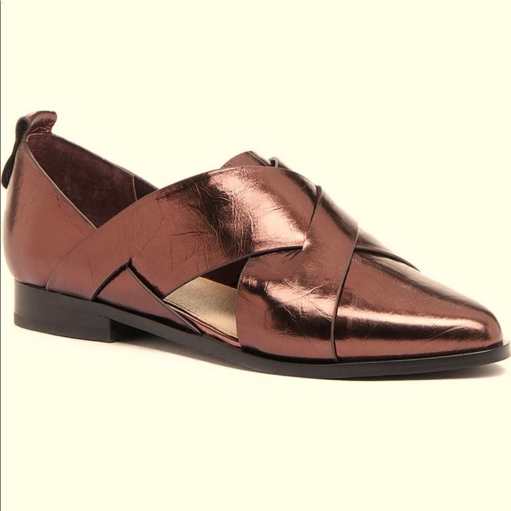 Women’s Kelsi Dagger Brooklyn leather classic flat size 6, NIB